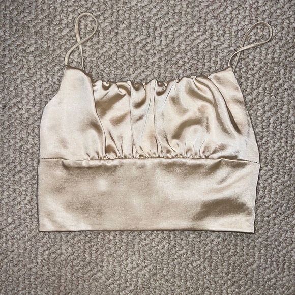 Zara Crop Top - Picture 1 of 3